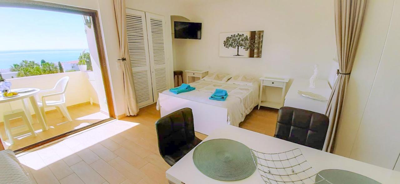 Ocean View - Fantastico Studio Em Albufeira Kültér fotó