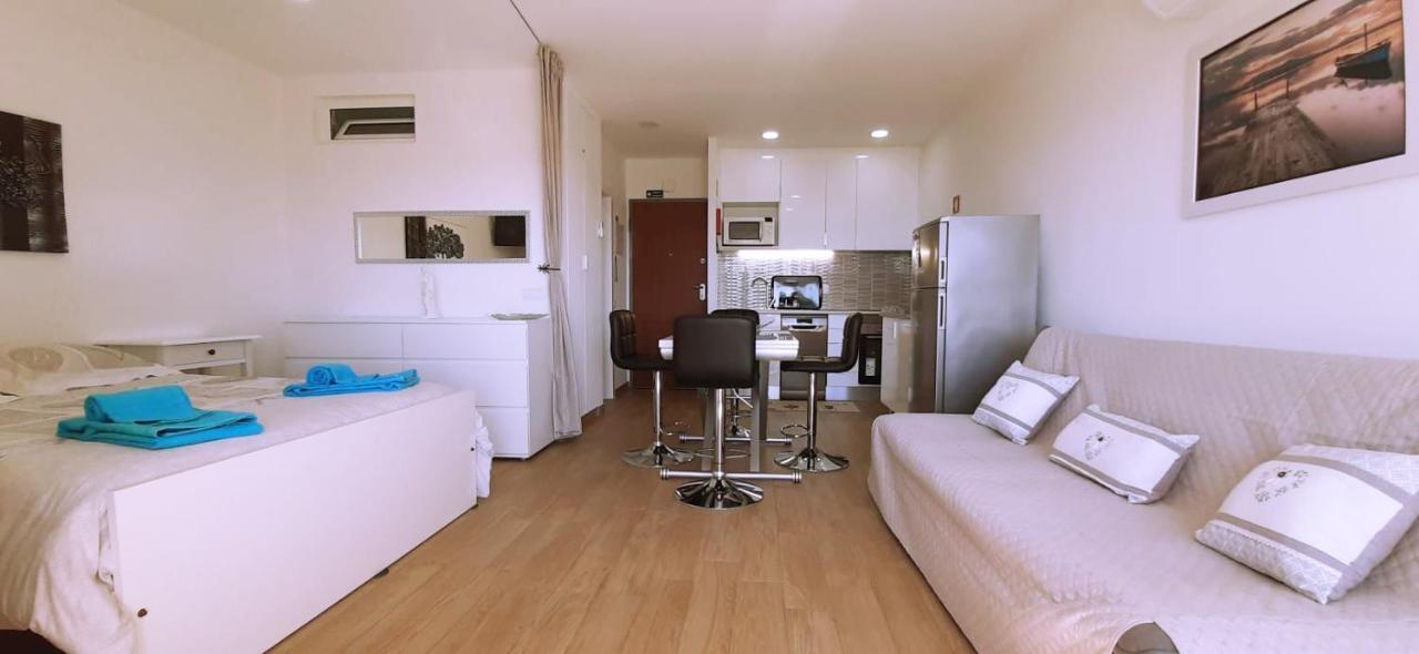 Ocean View - Fantastico Studio Em Albufeira Kültér fotó